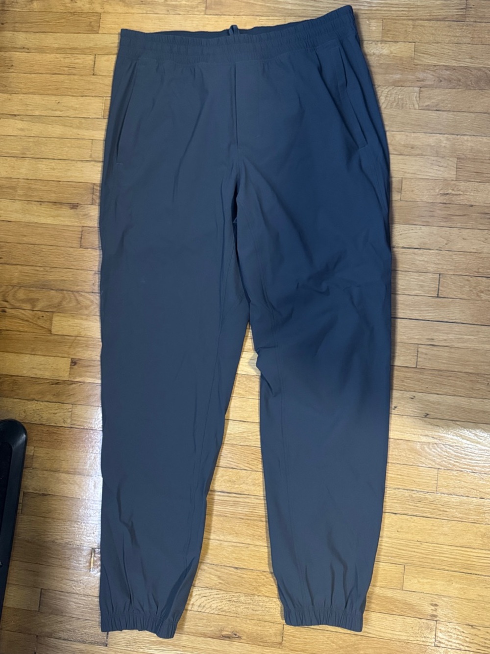 lululemon athletica Black Elastic-Waist Joggers